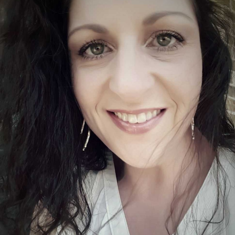 Meet your Posher, Dacey